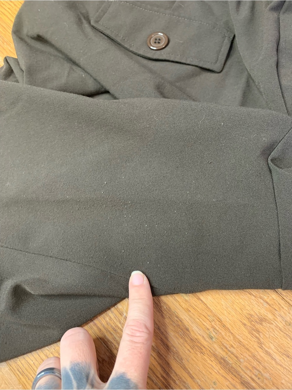 Courtenay Dark Olive Brown Dress Shorts Size 18W - Picture 8 of 8